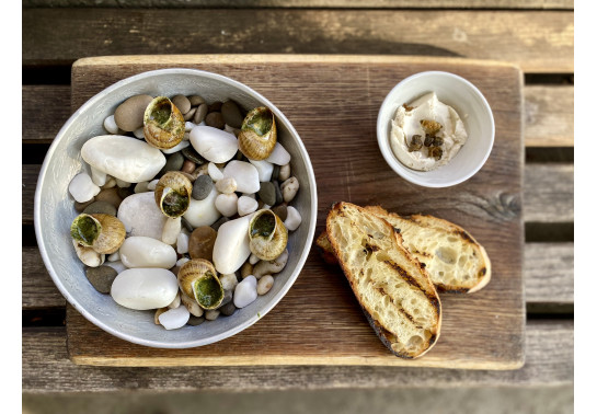 BAKED SNAILS WITH GREENS AND CREAM CHEESE