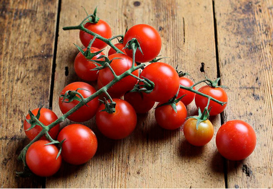 CHERRY TOMATOES