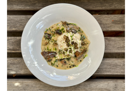 RAVIOLI WITH DUCK AND ESPUMA FROM WHITE MUSHROOMS