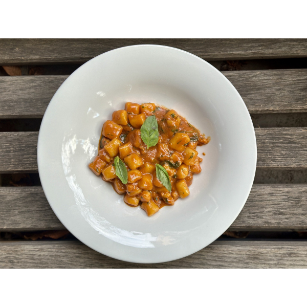 GNOCCHI WITH SHRIMPS IN TOMATO SAUCE