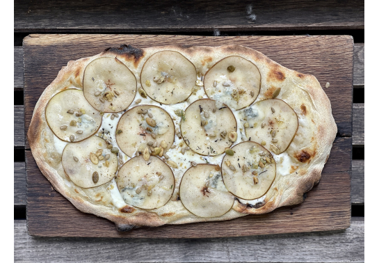 PEAR AND GORGONZOLA