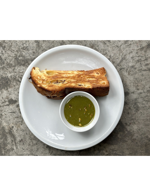 OVEN PANETTONE WITH PISTACHIO