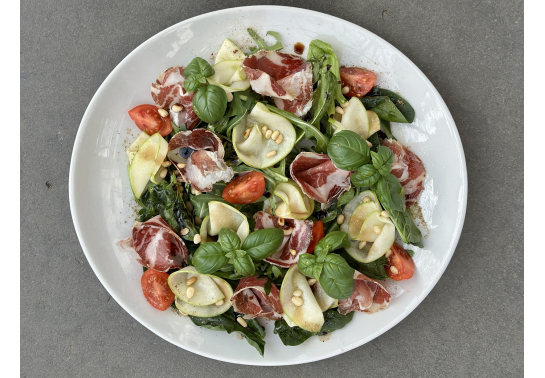 SONDRIO. SALAD WITH COPPA AND APPLE