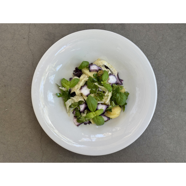 SALAD WITH OCTOPUS AND POTATOES SALAD WITH OCTOPUS AND POTATOES