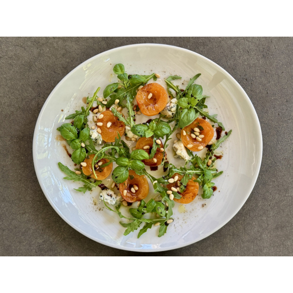 APRICOT CARPACCIO WITH GORGONZOLA APRICOT CARPACCIO WITH GORGONZOLA