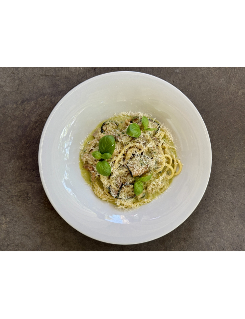 SPAGHETTI WITH RABBIT AND ZUCCHINI
