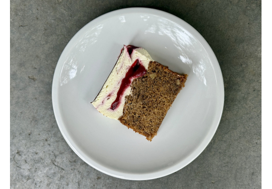 PLUM CAKE