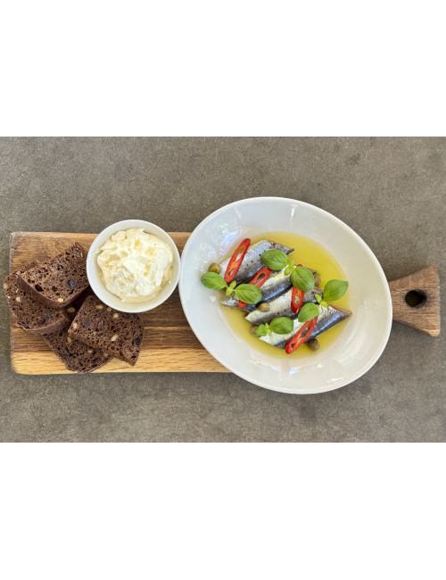 MARINATED SARDINES WITH WHIPED BUTTER