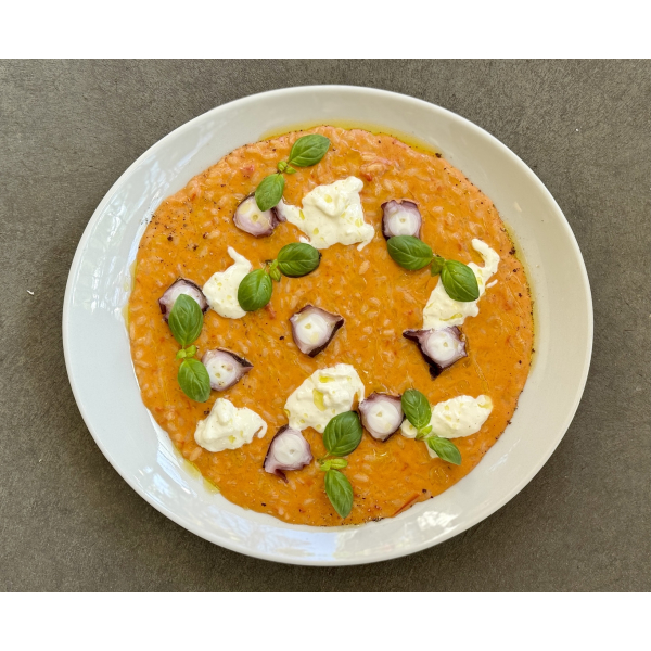 RISOTTO WITH TOMATOES, OCTOPUS AND GRATEFUL CHEESE