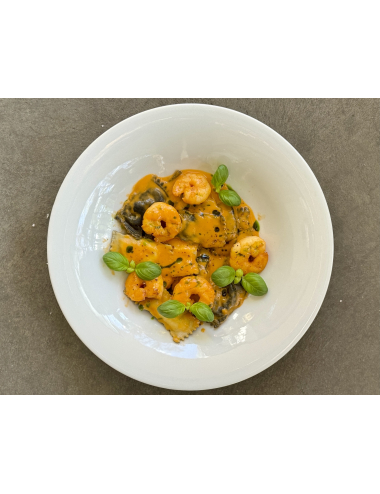 RAVIOLI WITH SHRIMP AND SCALLOP SAUCE