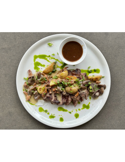 RIBAY STEAK WITH POTATOES AND FOREST MUSHROOMS