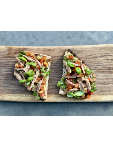 BRUSCHETA WITH TOMATOES AND TUNA