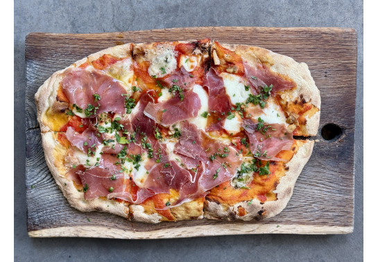 WHITE MUSHROOMS AND PROSCIUTTO CRUDO