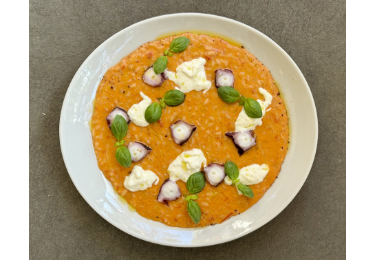 RISOTTO WITH TOMATOES, OCTOPUS AND GRATEFUL CHEESE