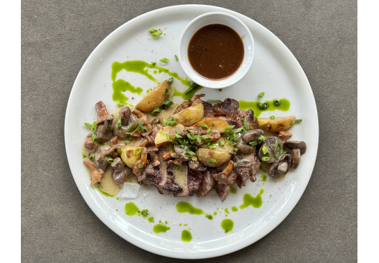 RIBAY STEAK WITH POTATOES AND FOREST MUSHROOMS