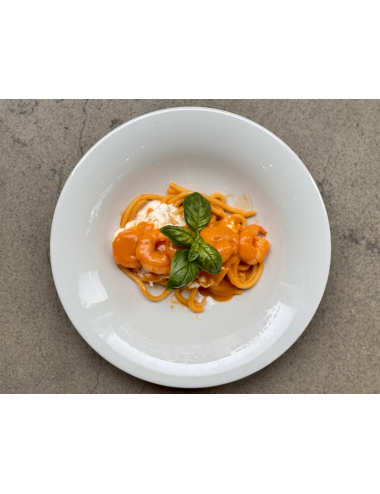 SPAGHETTI WITH SHRIMPS AND STRACATELLA