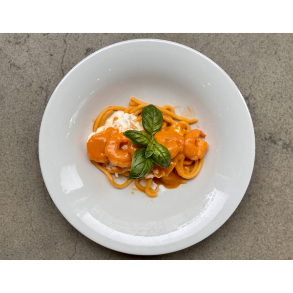 SPAGHETTI WITH SHRIMPS AND STRACATELLA