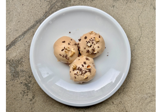 CHOCOLATE-HAZELNUT PROFITROLLS