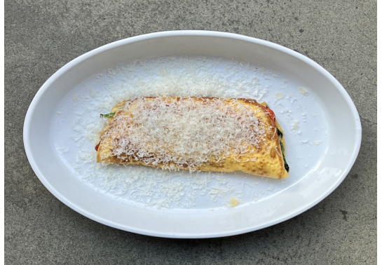 OMELET WITH TUNA, ROASTED PEPPER AND SPINACH