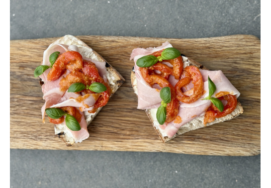 Buy BRUSHKETA WITH ROASTED PEPPER AND PROSCUTTO