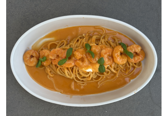 LINGUINI WITH SHRIMPS AND STRACATELLA [GRANDE]