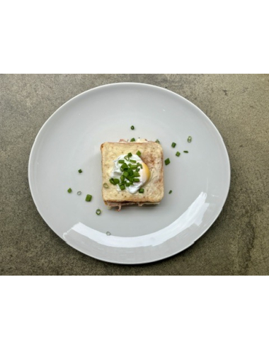 BAKED SANDWICH WITH PROSCHUTTO COTTO AND POACHED EGG
