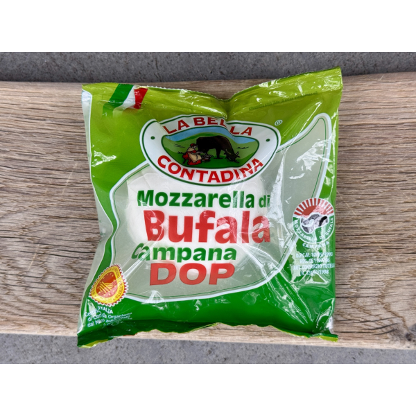 МОЦАРЕЛА ДІ БУФАЛА